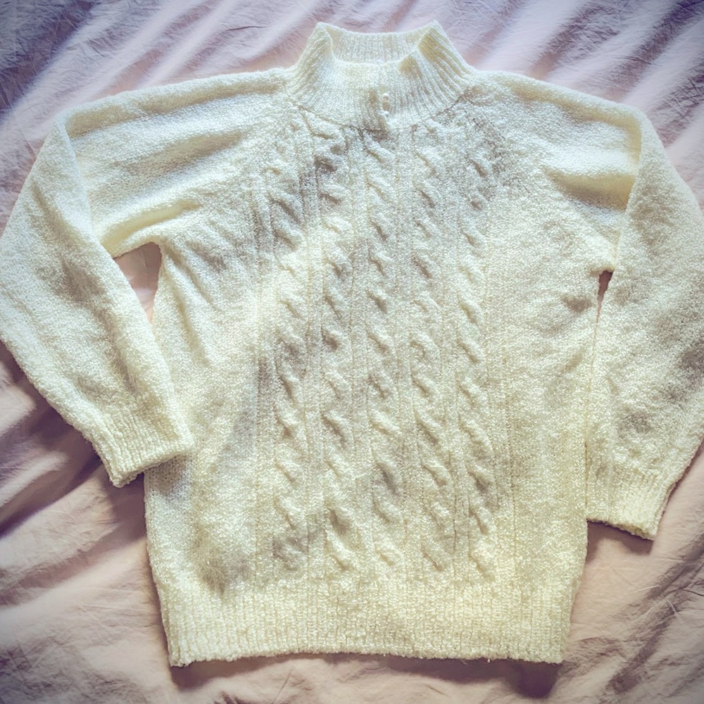 Vintage white cable knit sweater